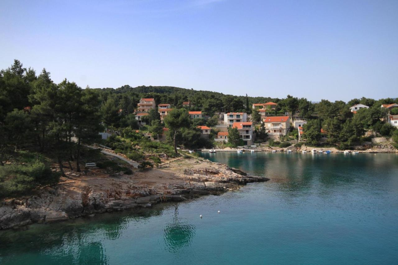 Apartments By The Sea Basina, Hvar - 5699 Vrbanj Экстерьер фото